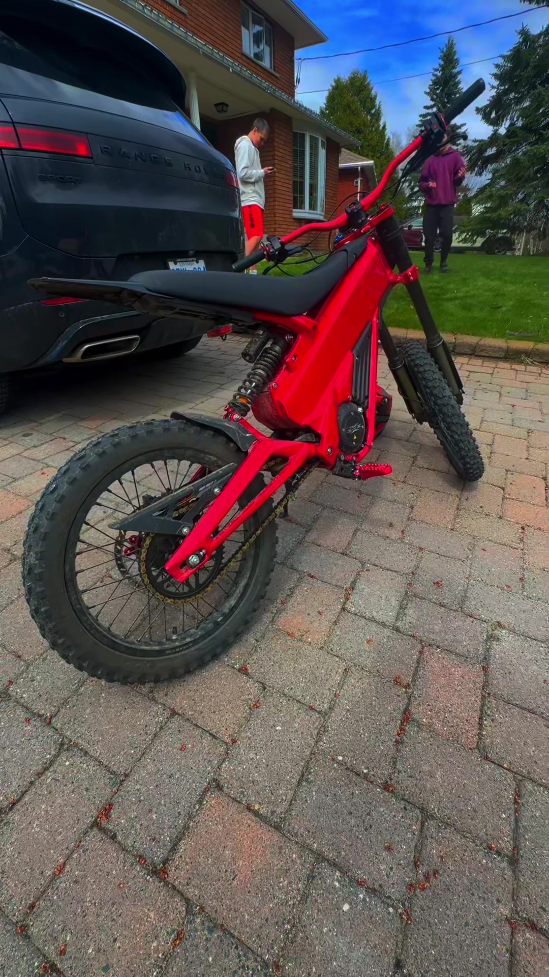 @BikeBros