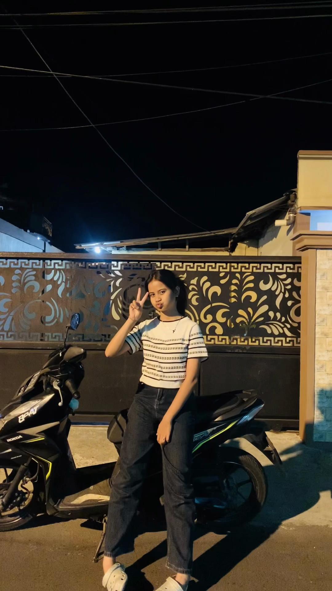 @04