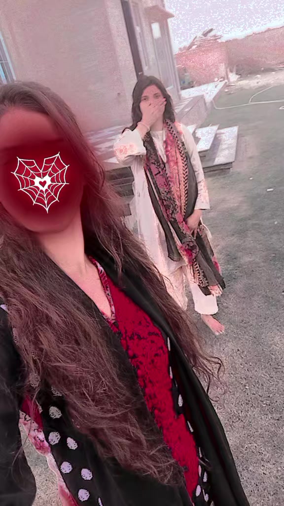 @Aliza Amna Malik ♥️