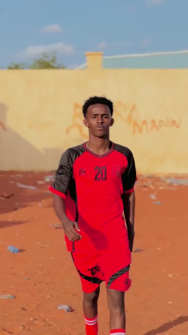 @SadaaM Daahir elmi❤️🤴