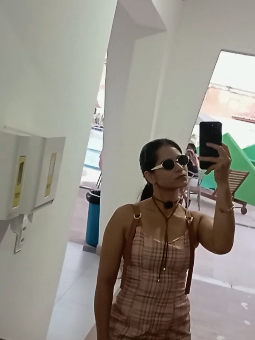 @talitaavelino