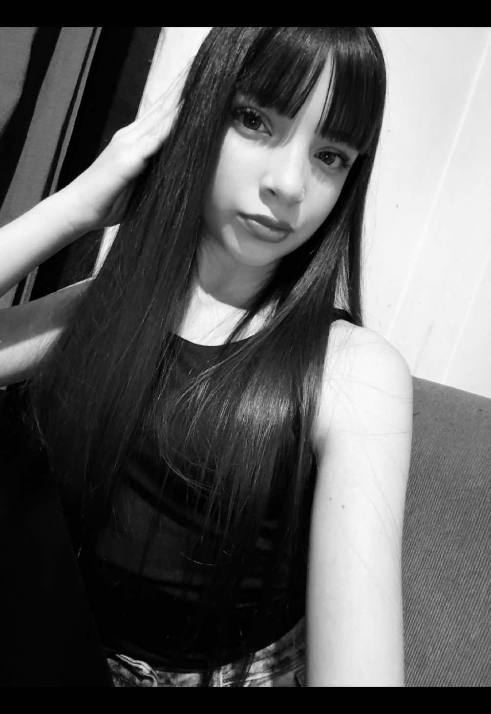@𝒱𝒶𝓁𝑒𝓃𝓉𝒾𝓃 𝓉𝑒 𝒶𝓂𝑜