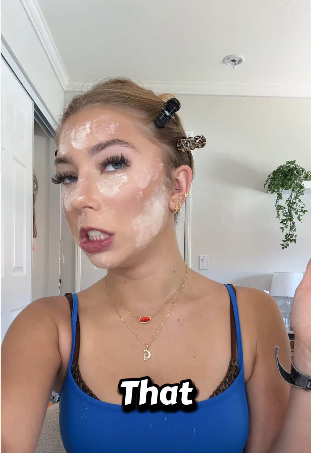 @Nayeli ✝️