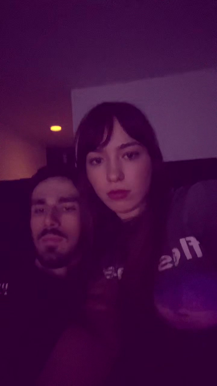@Leona
