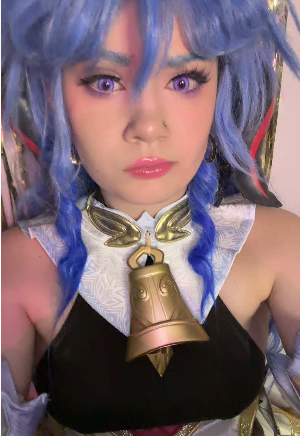 @Bee<3 (Spam)