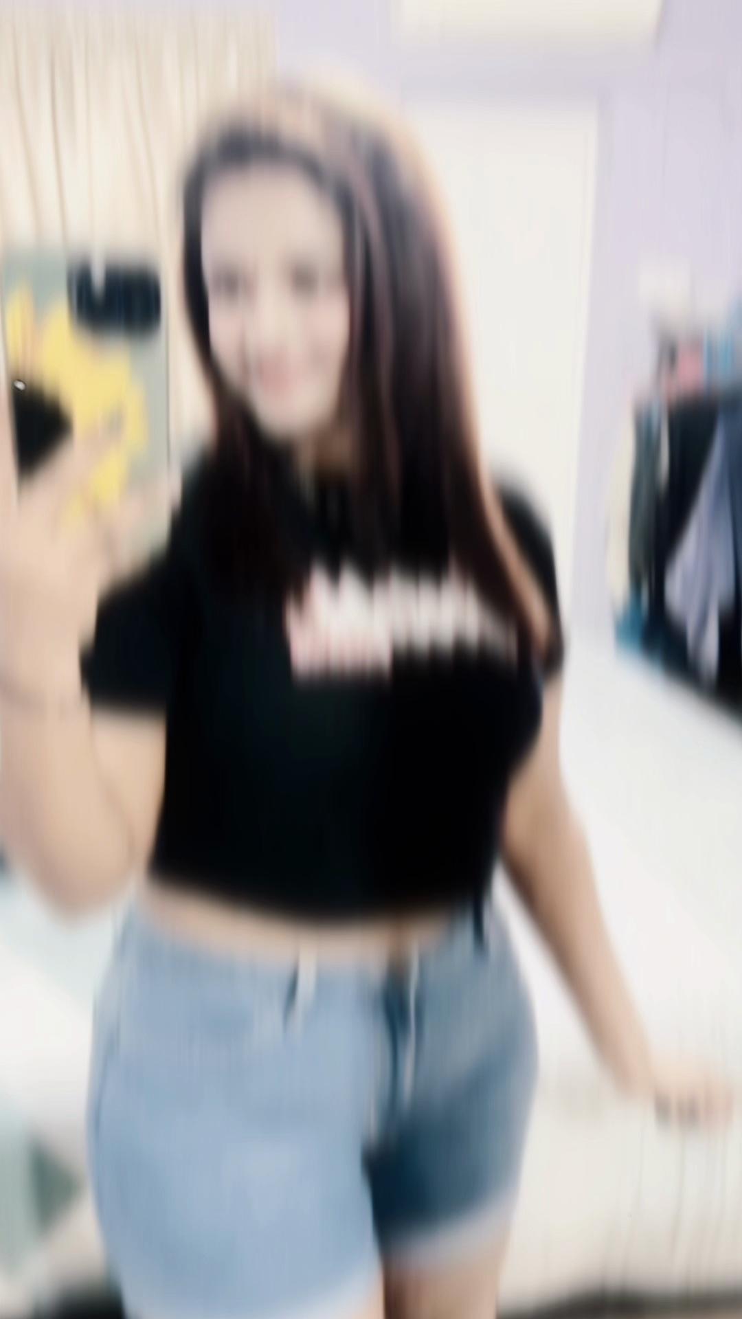 @Malini🖤💚✨🌻
