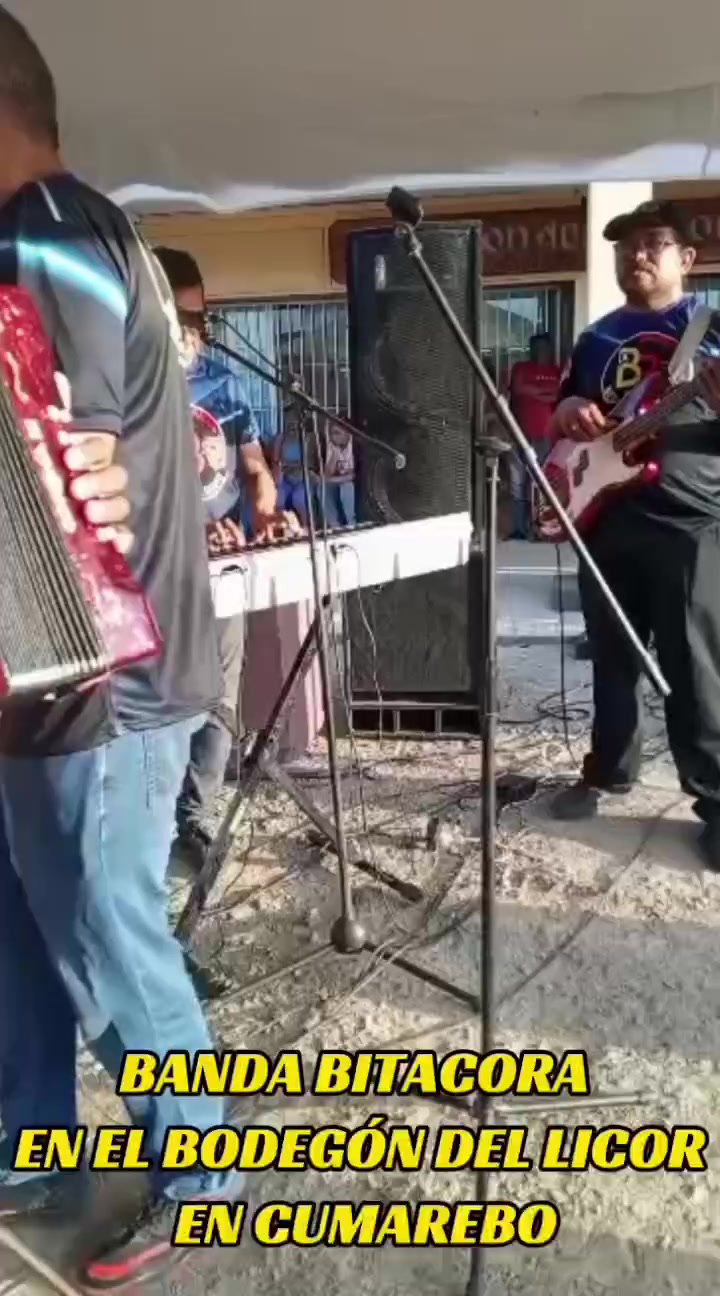 @Banda Bit&aacute;cora