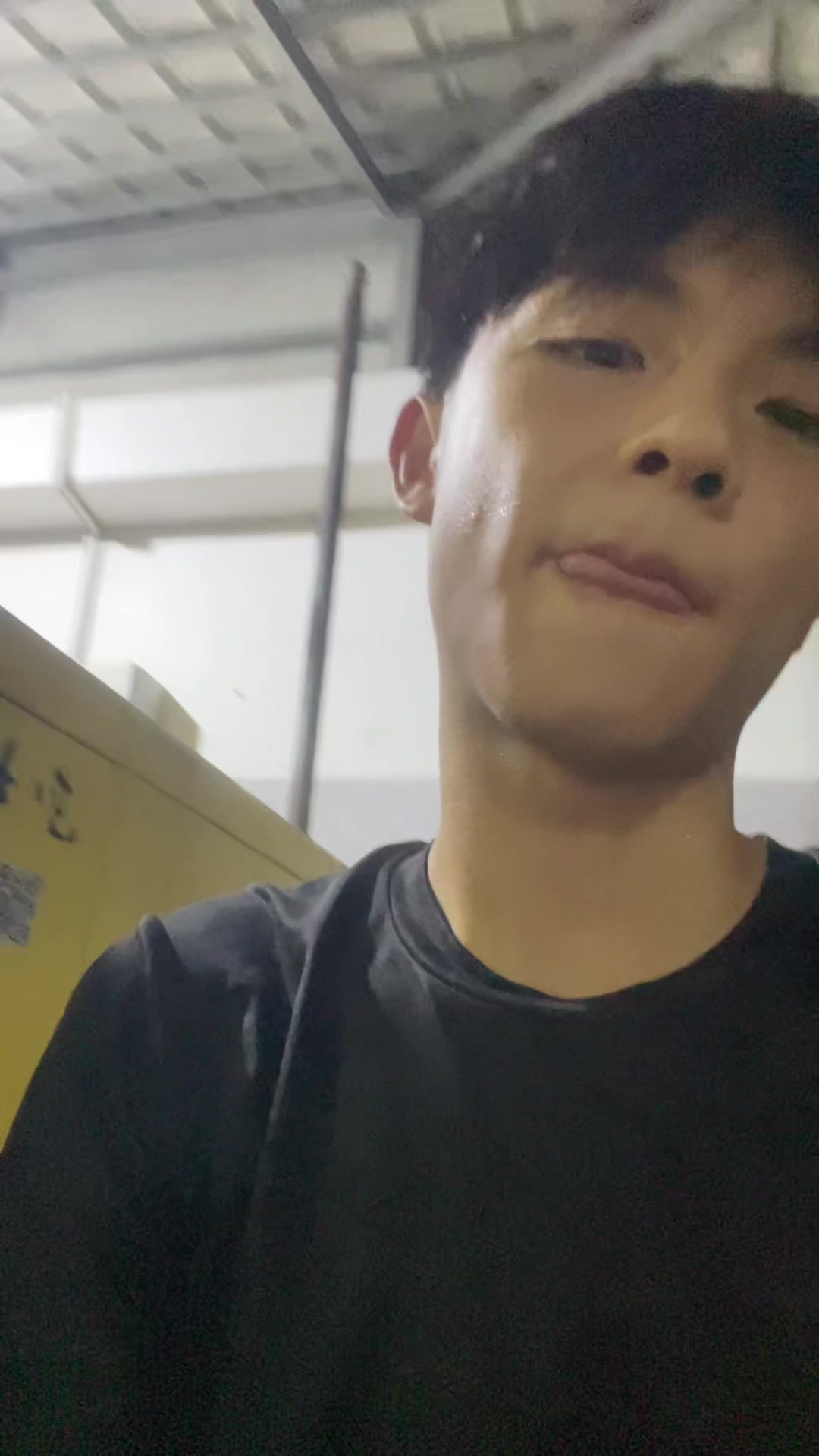 @Ljl
