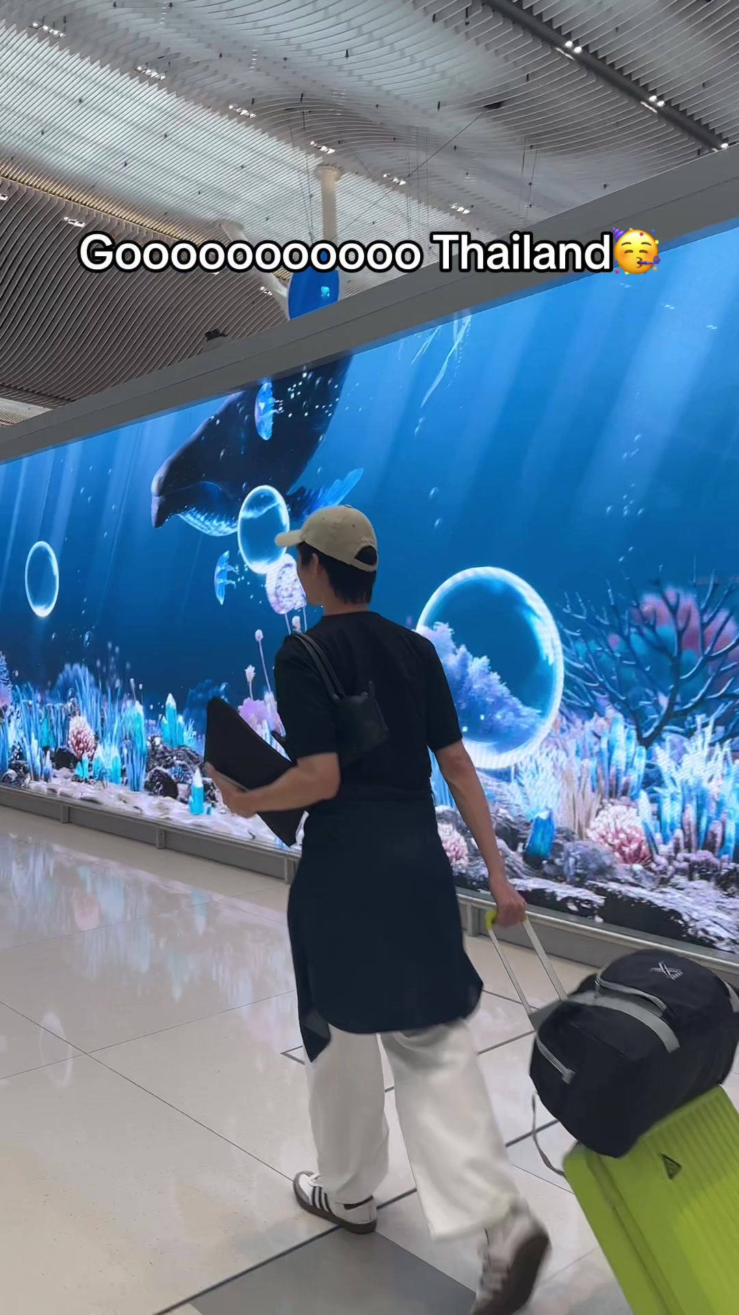 @𝐃𝐞𝐯𝐢𝐧อยากเป็นคนไทย🇭🇰