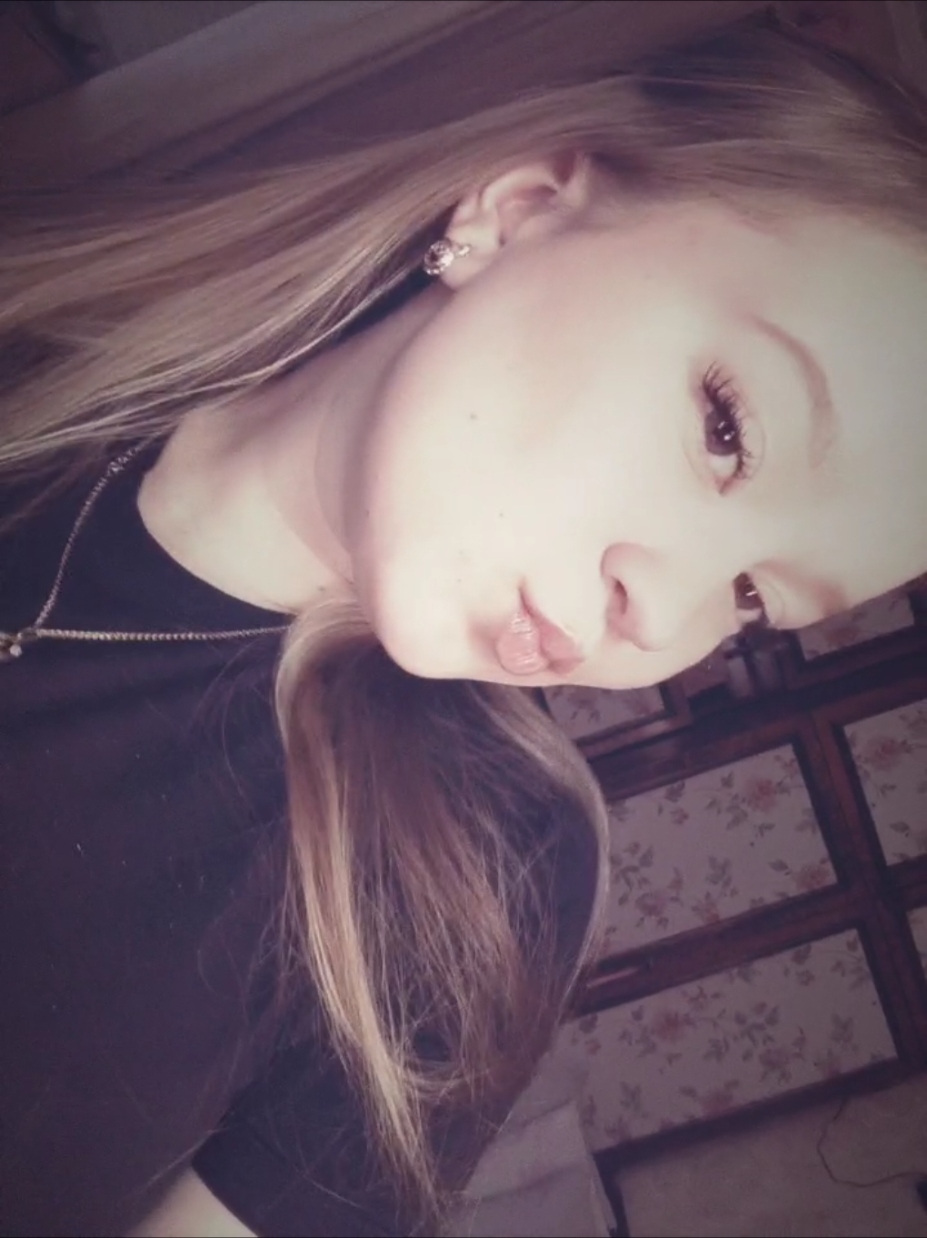 @олеся