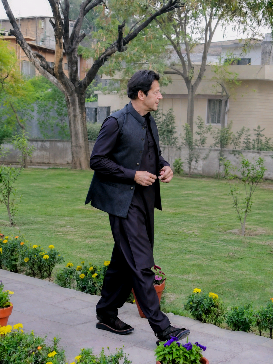 @𝗛𝗮𝗿𝗼𝗼𝗻🤵🏻