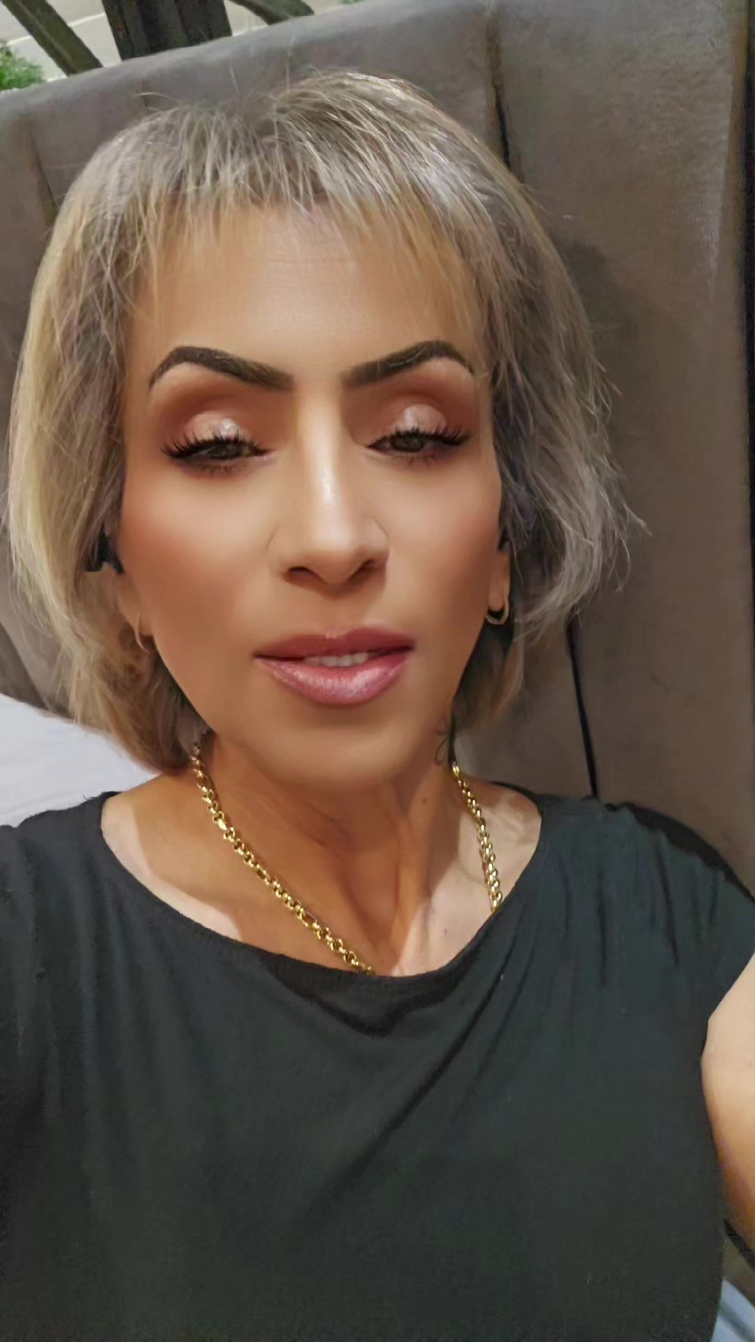 @Dee