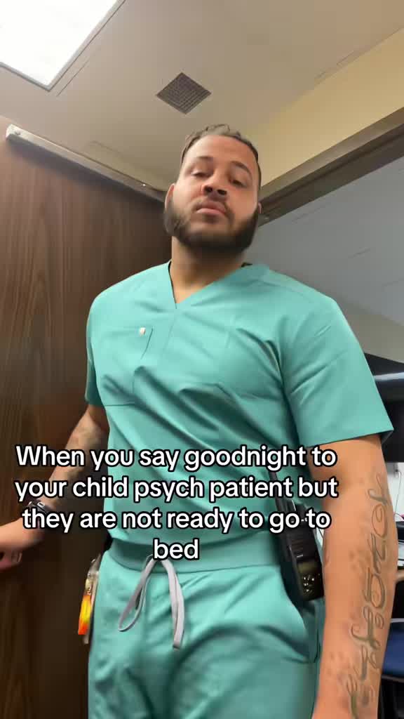 @80inscrubs🦄