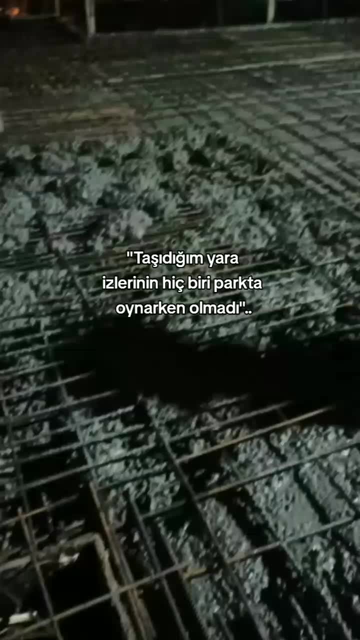 @....