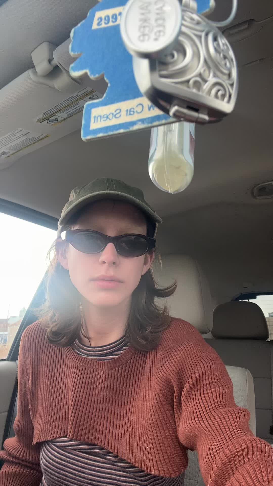 @ponyowantsham