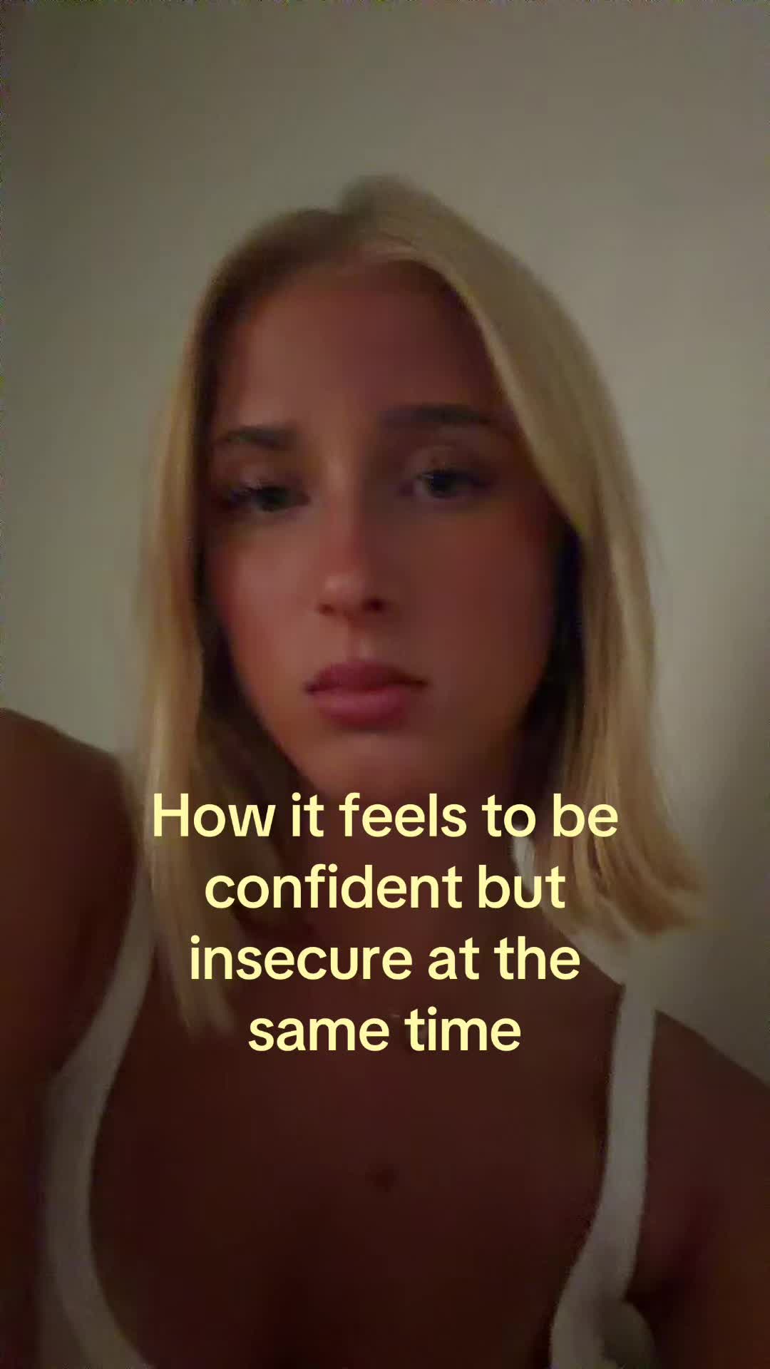 @theelliebarker
