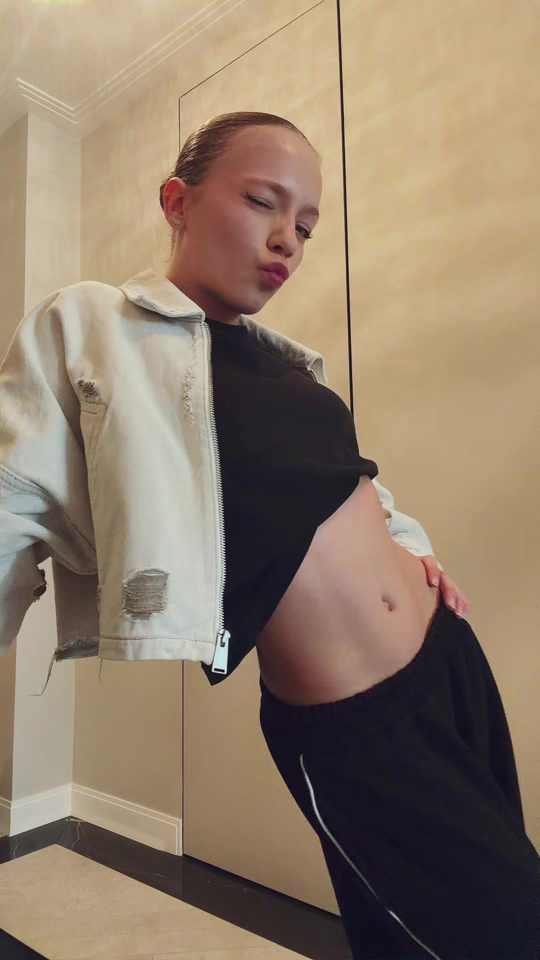 @Тгк: alliseme𝜗𝜚˚⋆