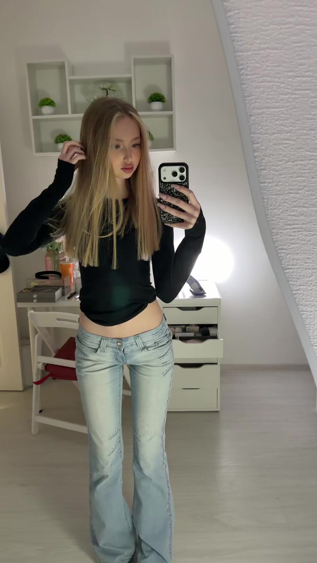 @дашуляя