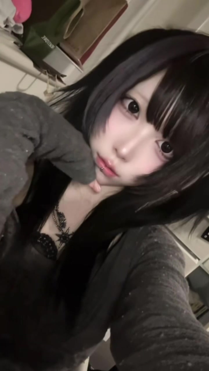 @はる