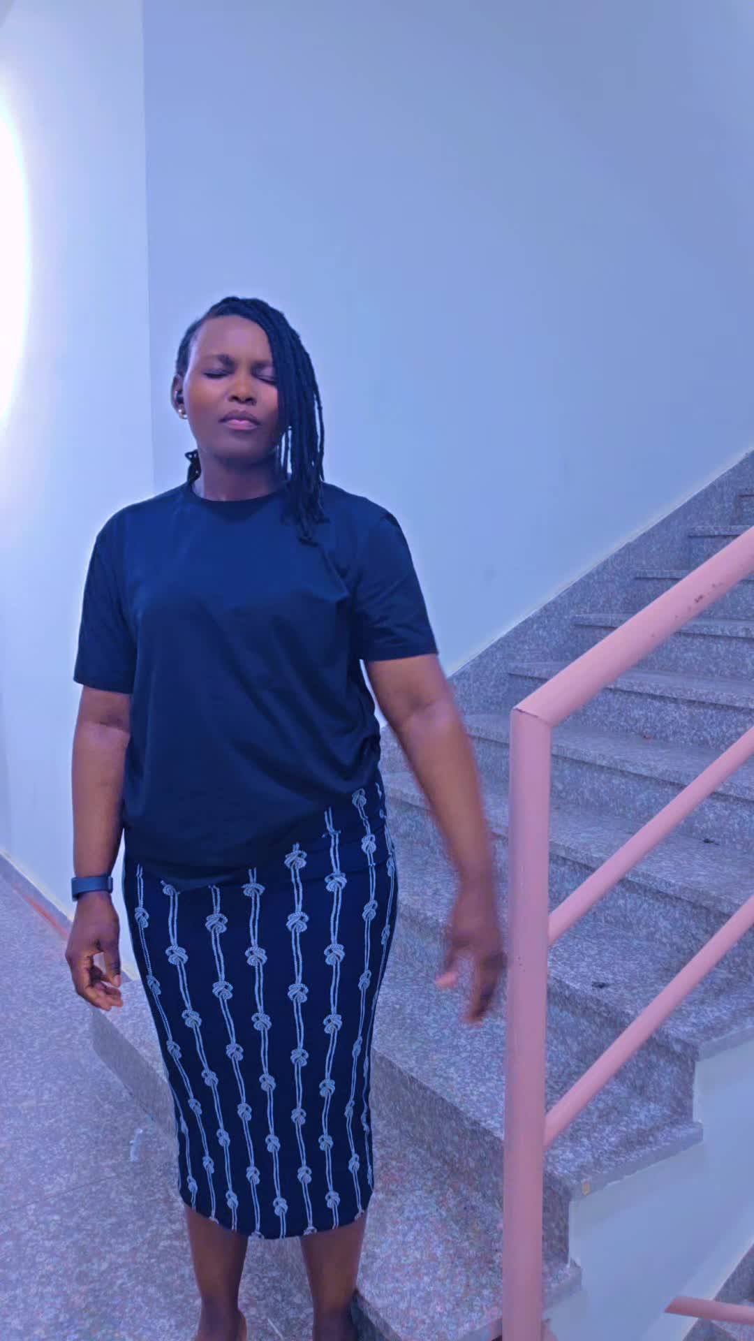 @Queenvee615