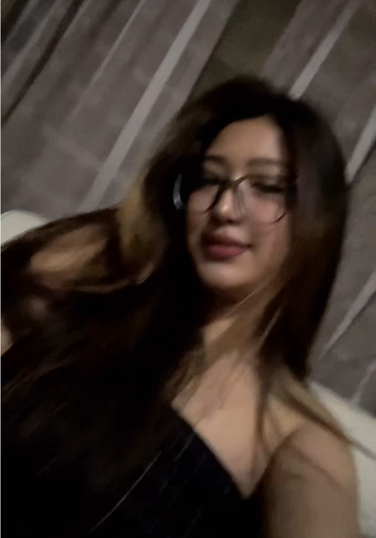 @<3