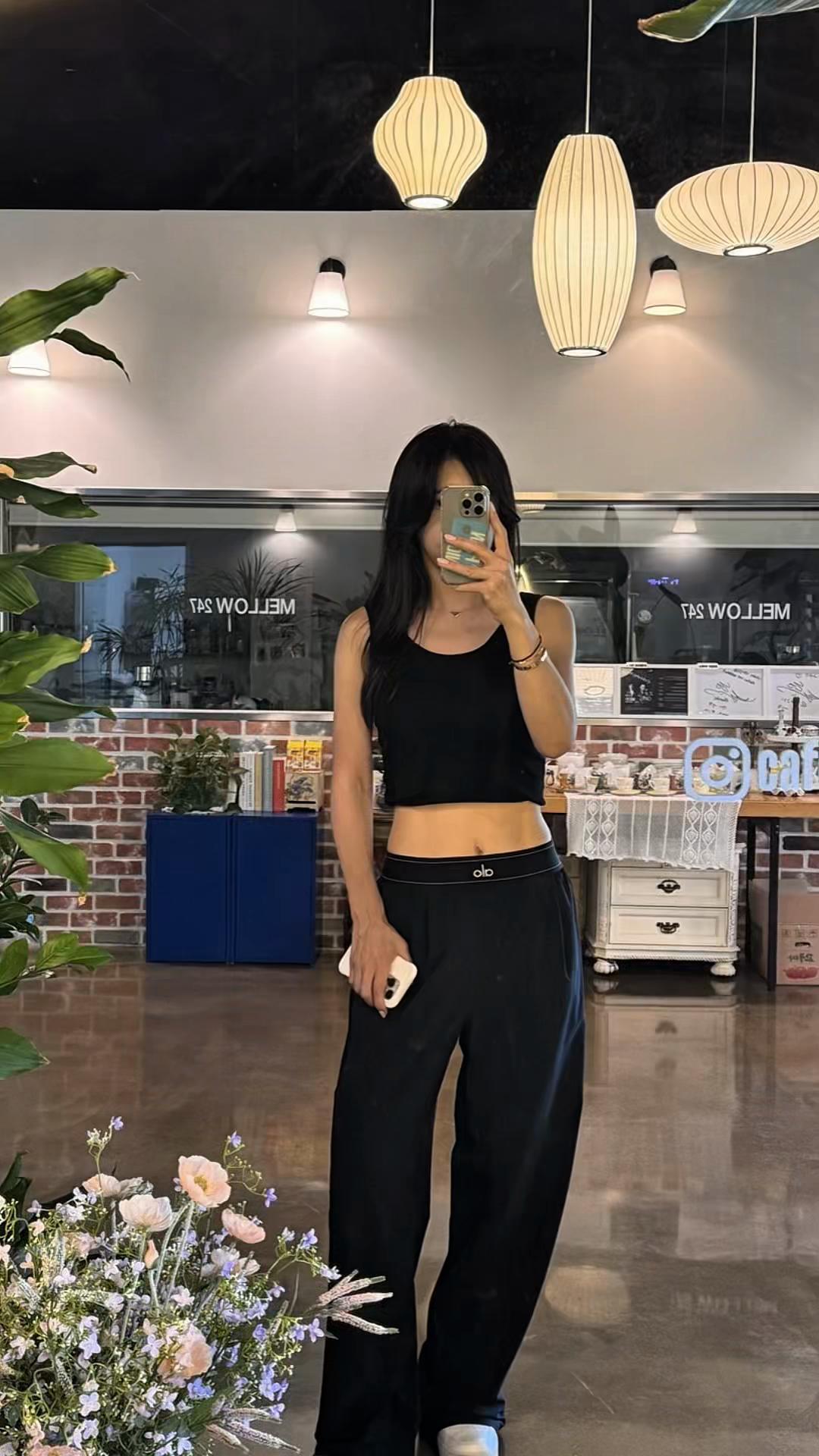@๐จ๐๐๐ ๐ฑ๐๐