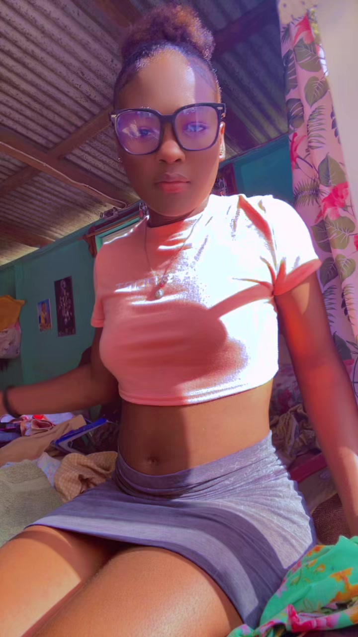 @1curvydeva🫶❤️&zwj;🔥👣