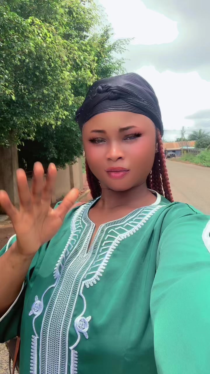 @Adwoa guy guy 🥰💕🌸