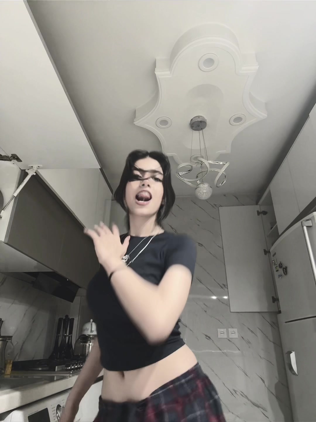 @avaaawoo