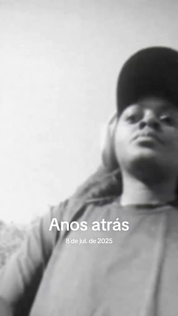 @crisnaiany almeida