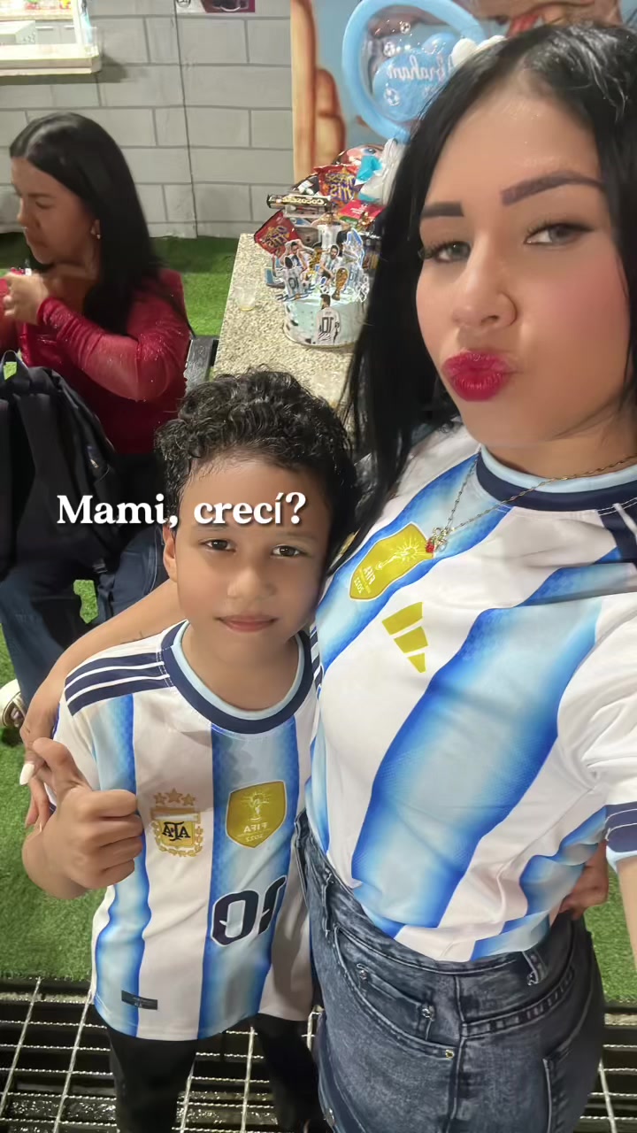 @Mariiee 🤑😍