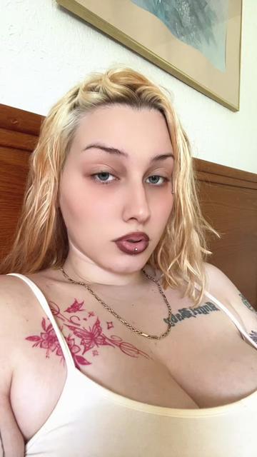 @Alexisssss
