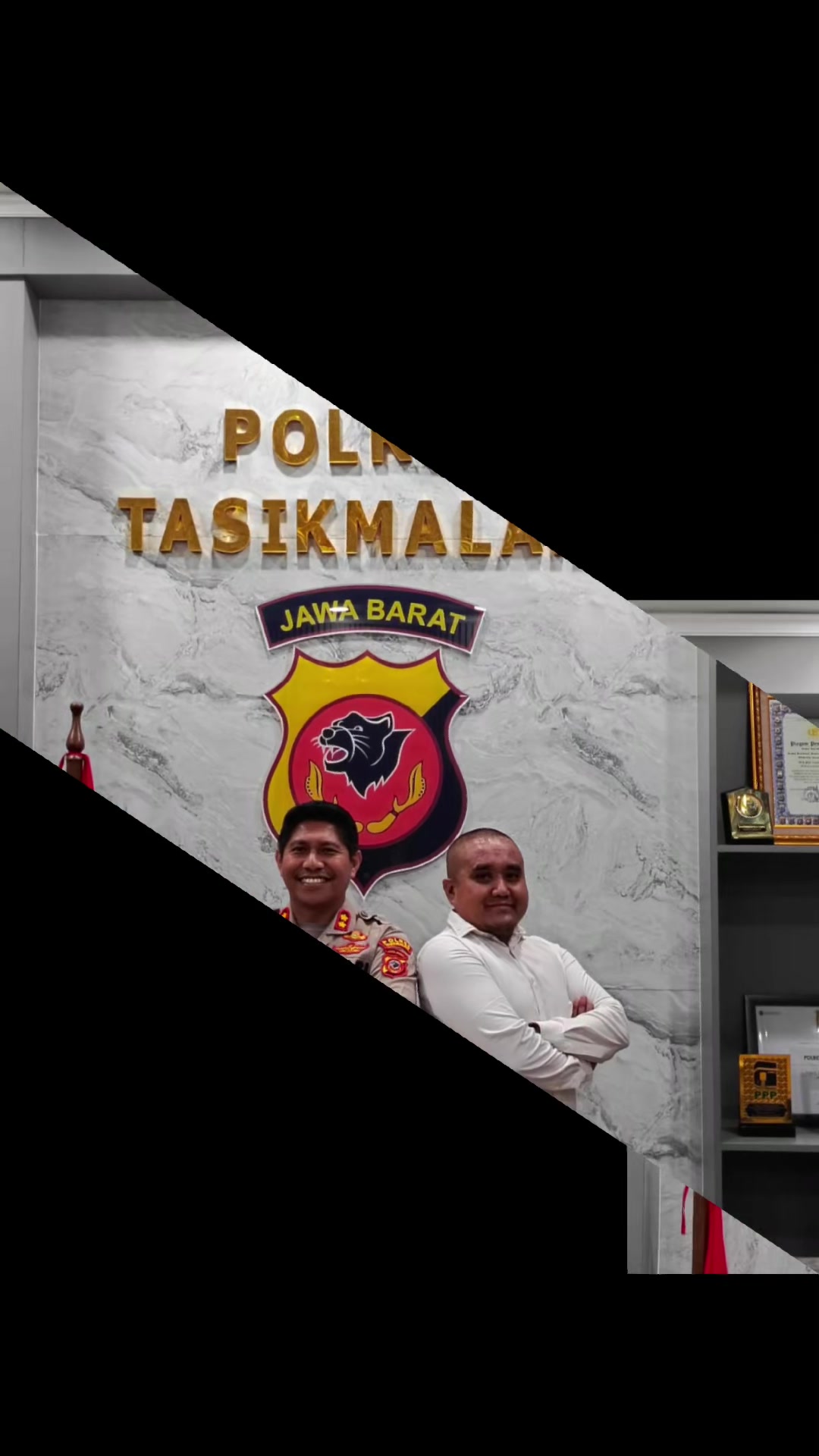 @Sanika Pratama 2000