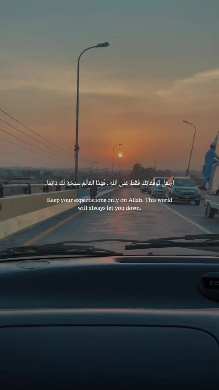 @Tiqoo 🌚💅👗⏳