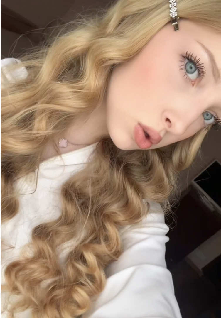 @cr1meey