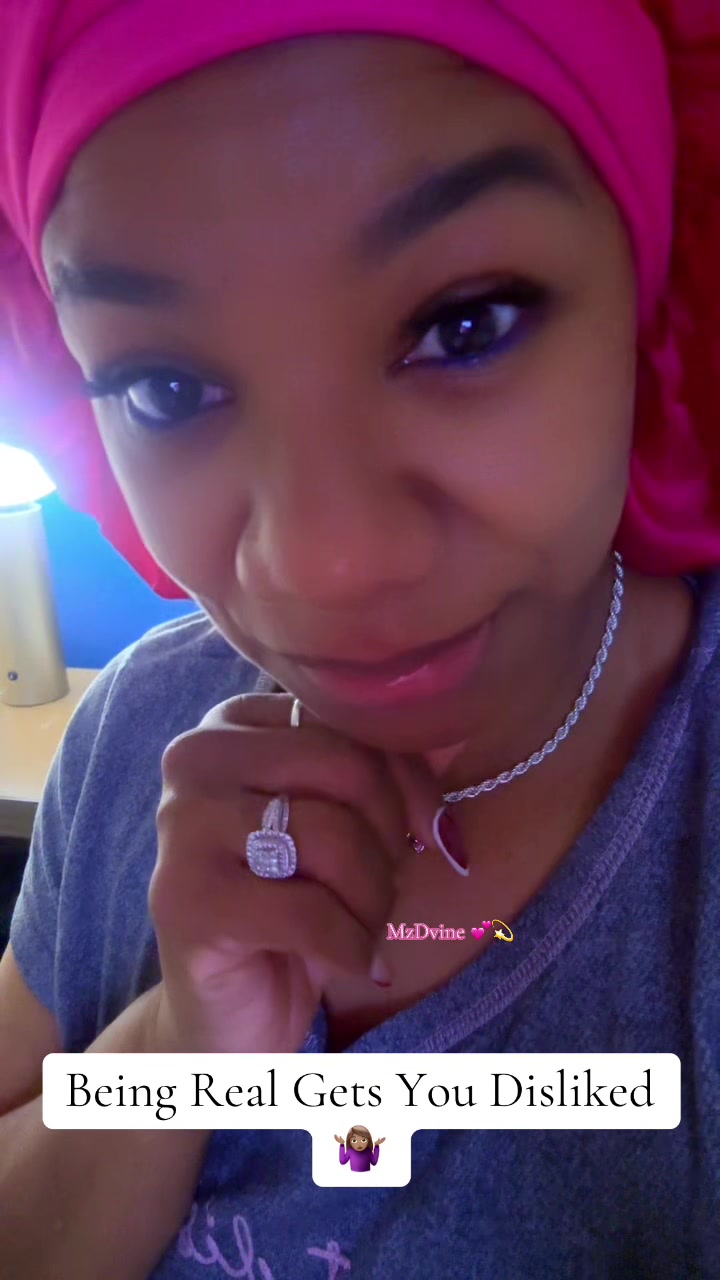 @MzDvine💕💫