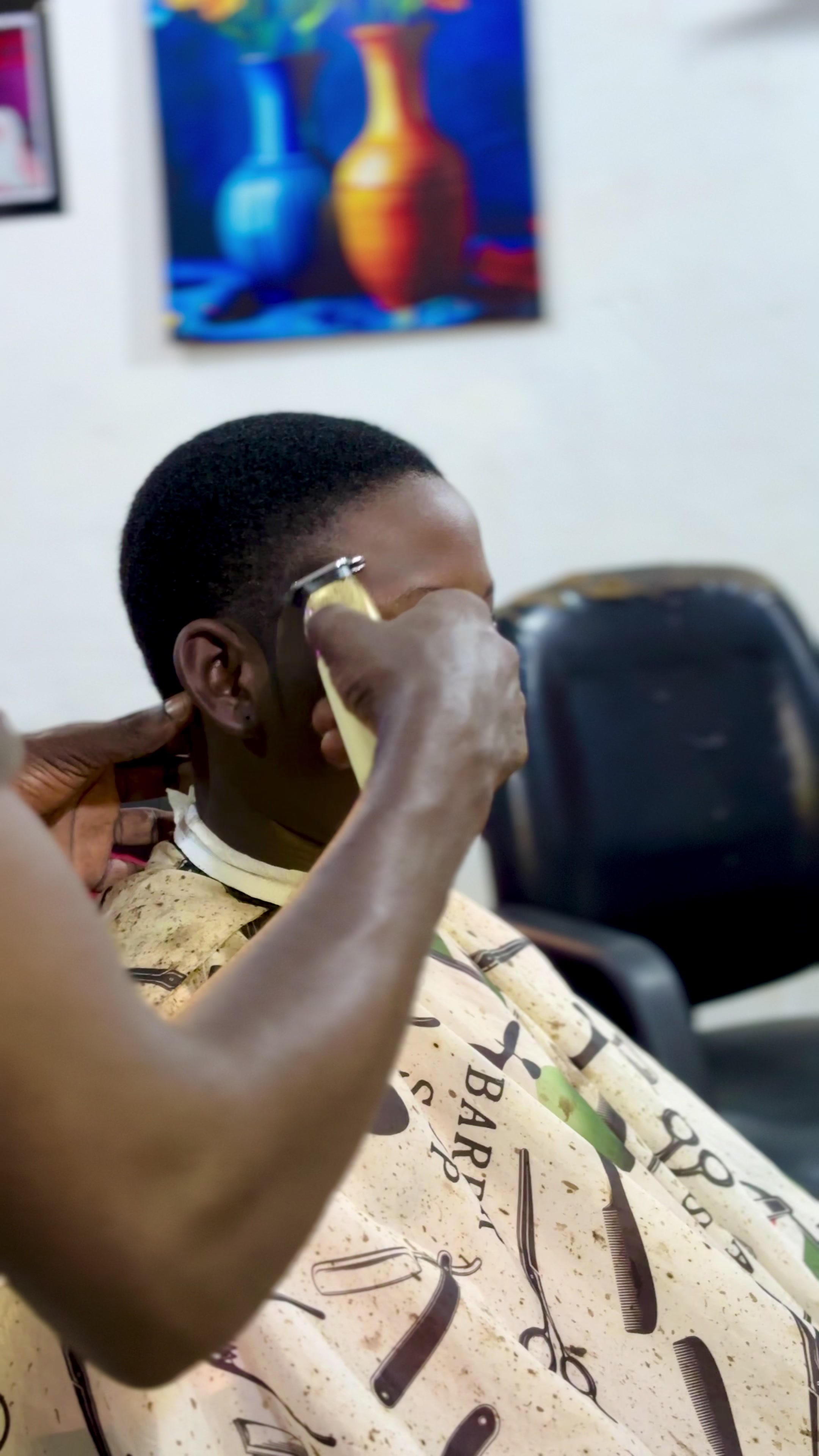@_ĶĦÓĎJÓ_ ÈXÇÓBÄ🇬🇭🇺🇸💈✂️🔌