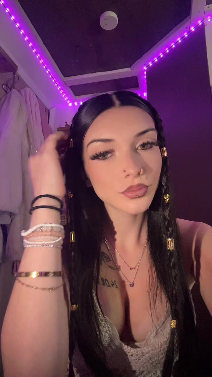@𝑰𝒗𝒂ꨄ