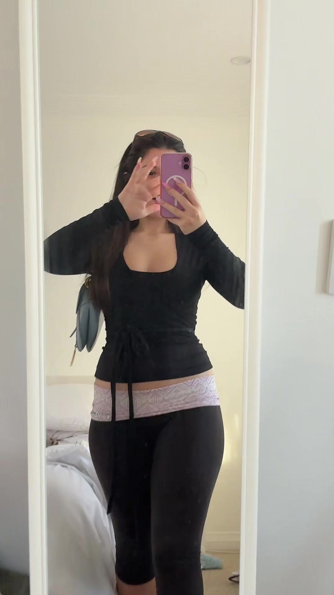 @eleni.boo8