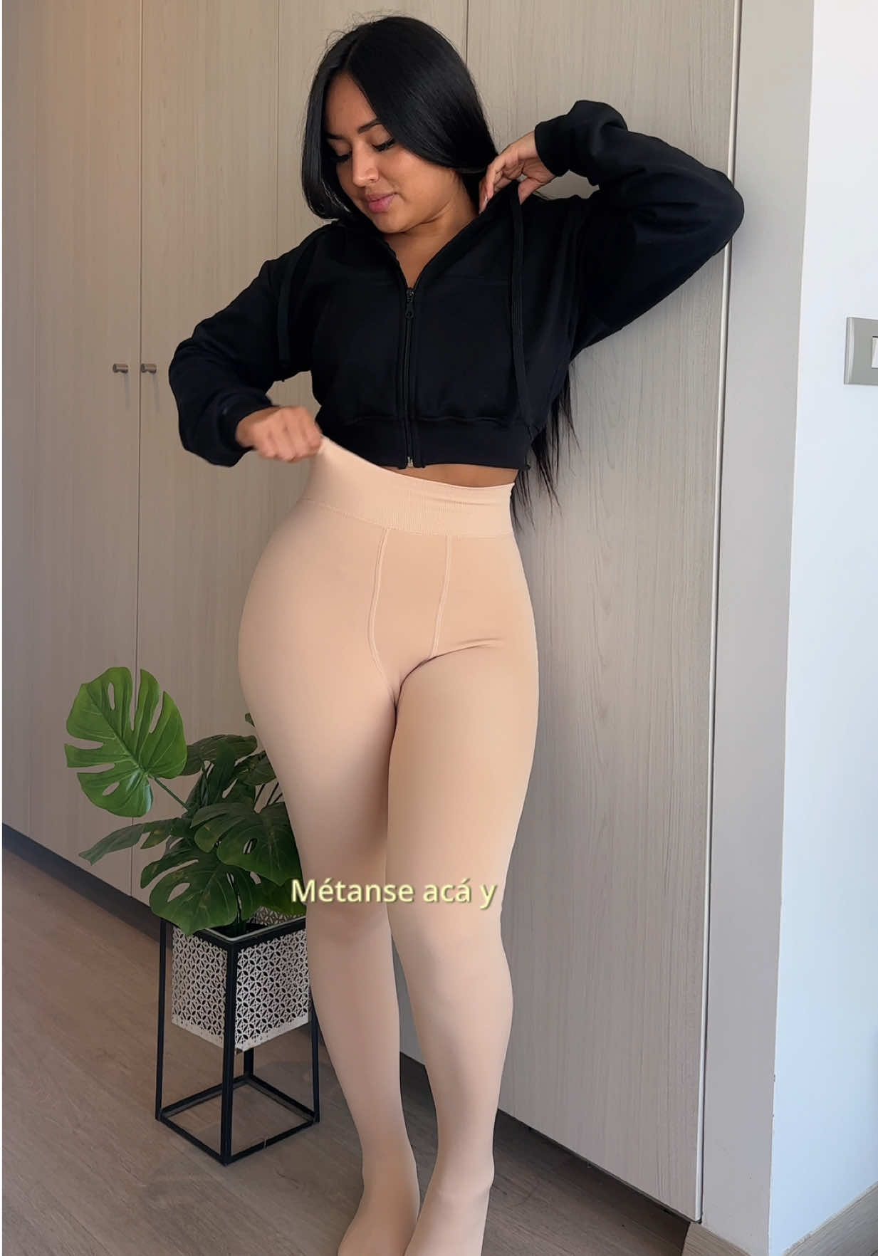 @𝐂𝐨𝐧𝐧𝐲𝐁𝐨𝐮𝐭𝐢𝐪𝐮𝐞