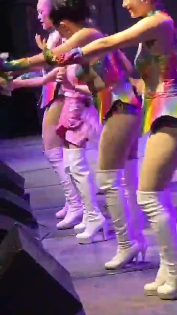 @น้องปลาทูไหทองคำ