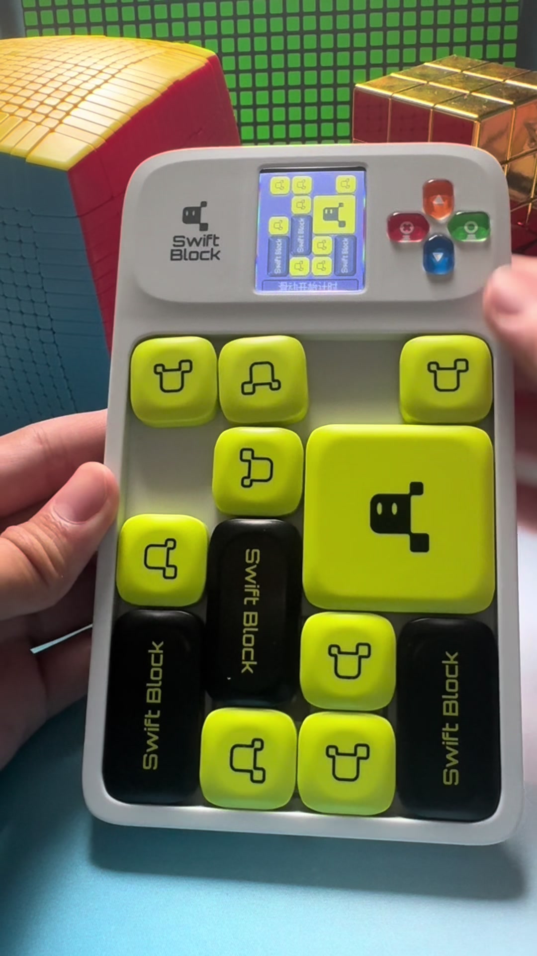 @Golden_Cuber