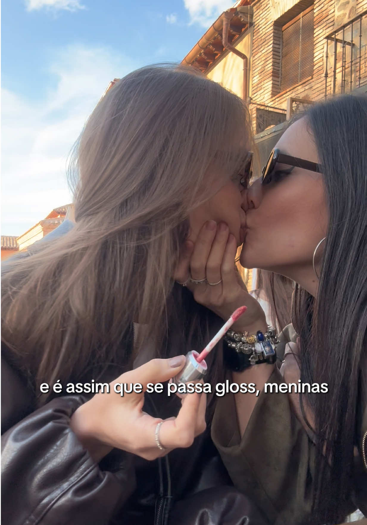 @camilla