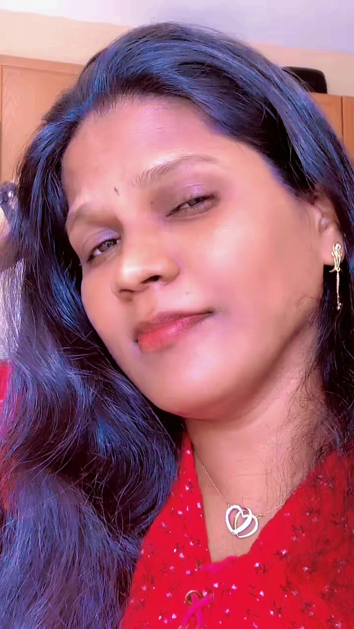 @GaYaThRI❤️ MaNiKAnDaN ❤️🇨🇦☃️