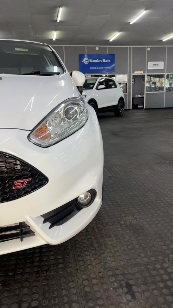 @Juandré | Select Autos