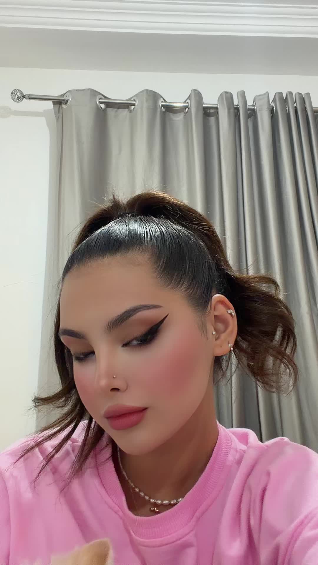 @_.niikkaa