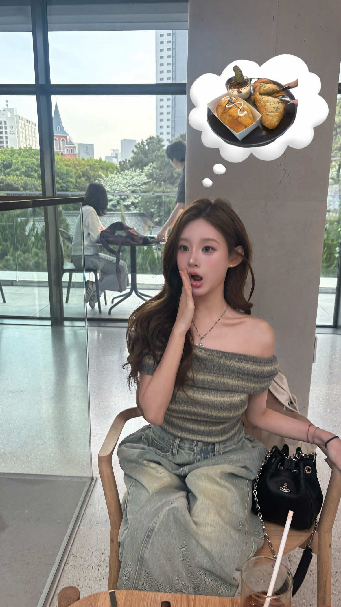 @Selena セリナ 🍁