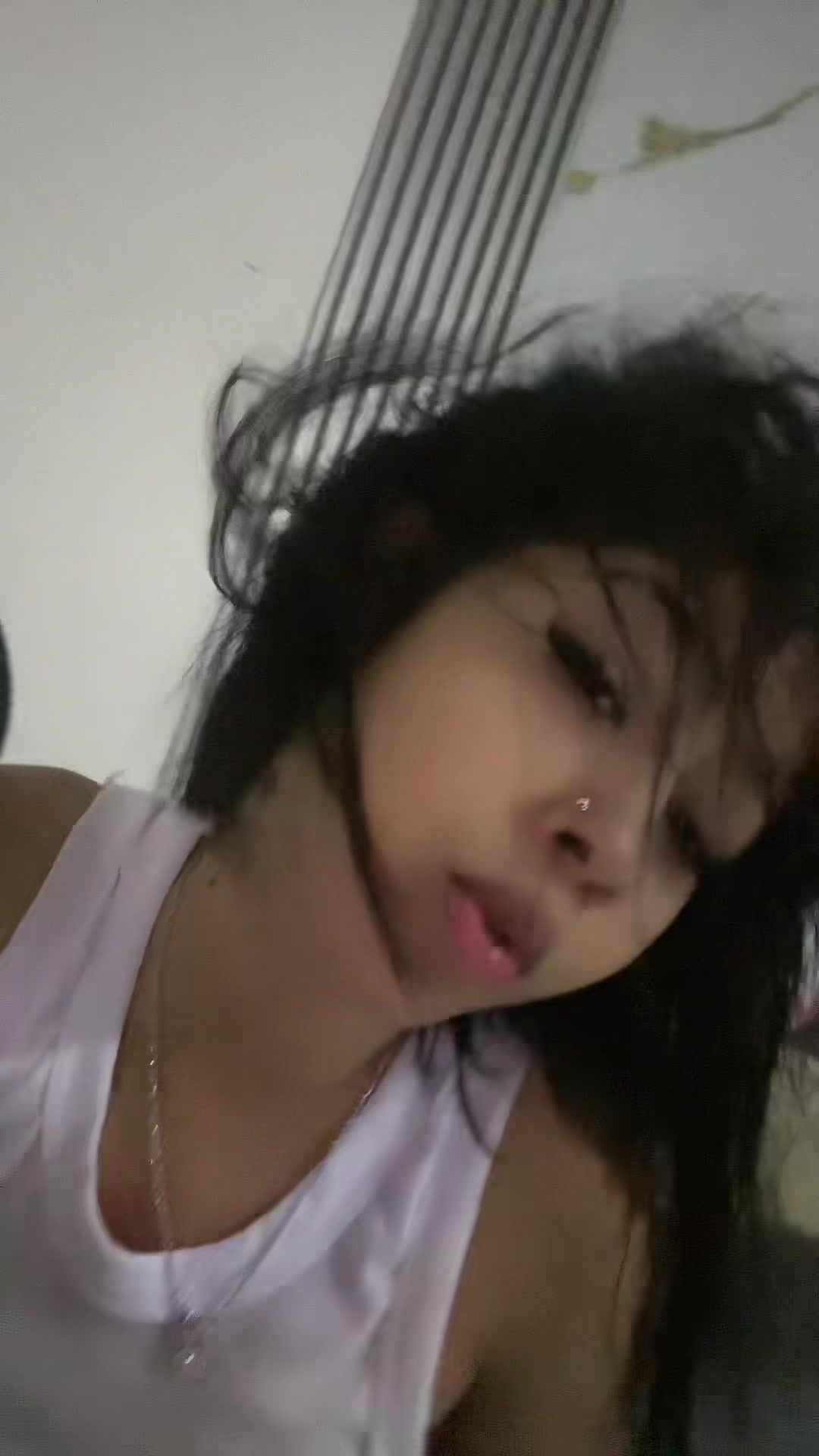@crymiamor_