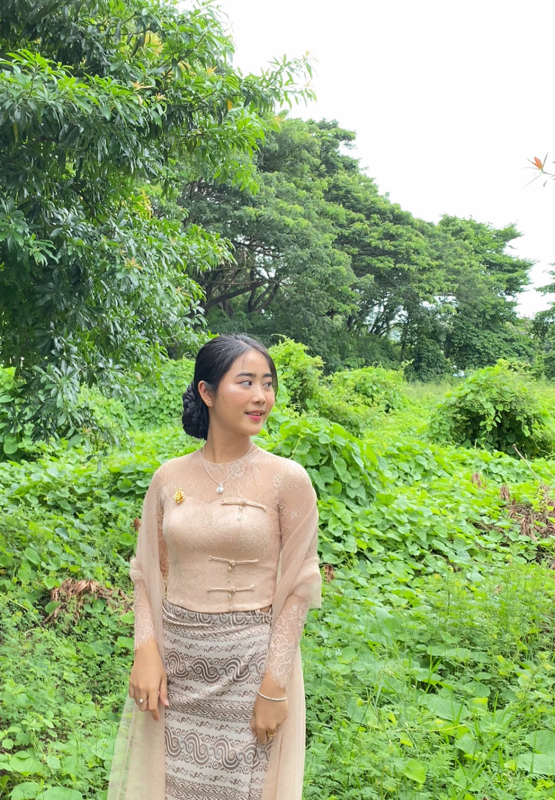 @Ei Tharaphi Htun