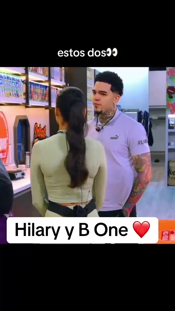 @Hillary y B one 💖😍